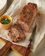 Сытный мясной рулет с грибами