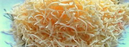 яичный рулет с сыром мозаика. Шаг 3