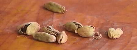 миндальные тарталетки со сливовым соусом. Шаг 3