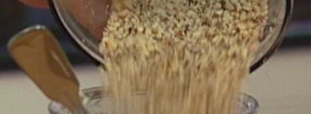 миндальные тарталетки со сливовым соусом. Шаг 8