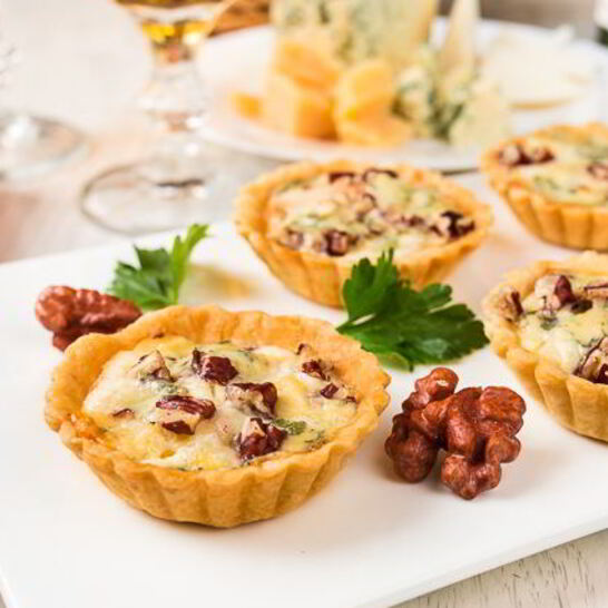 Рецепт тарталетки с грушей и голубым сыром