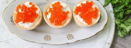 тарталетки с икрой и творожным сыром. Шаг 10