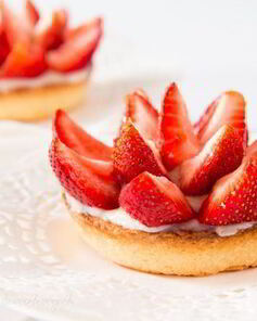 Тарталетки с клубникой