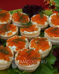 Тарталетки с красной икрой