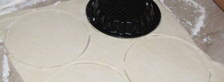 тарталетки с красным луком и сырным соусом. Шаг 5