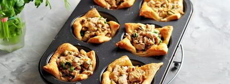 тарталетки с курицей, грибами и сыром. Шаг 9