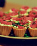 Тарталетки с рыбной начинкой