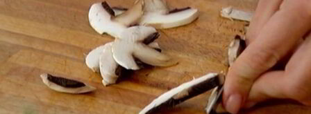 тарталетки с шампиньонами, спаржей и сладким перцем. Шаг 4