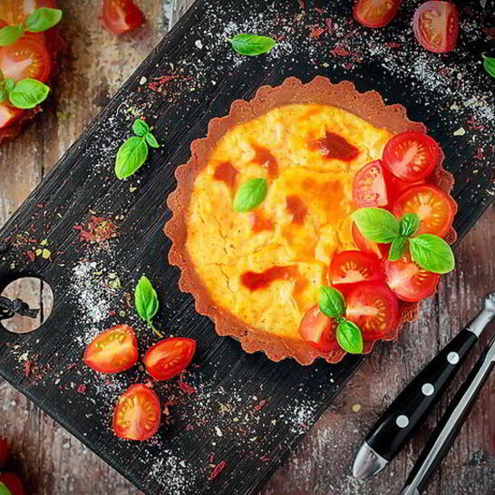 Рецепт сырный тарт с паприкой и черри