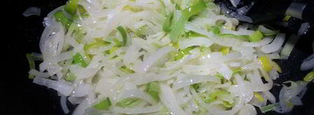 тарт с карамелизованным луком и рикоттой. Шаг 2