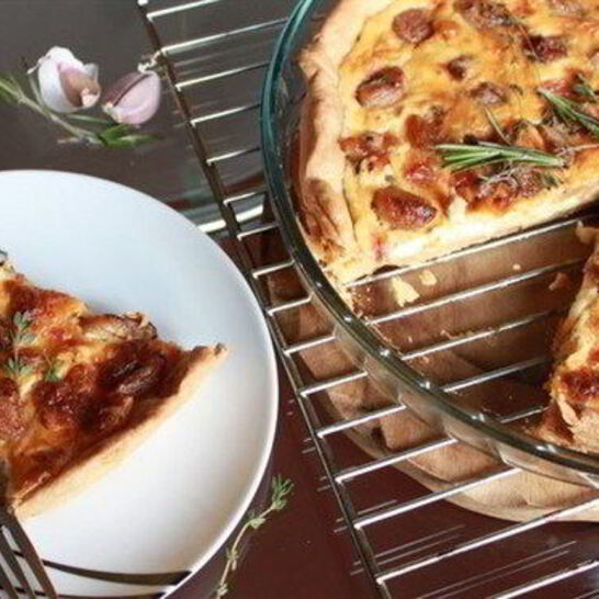 Рецепт тарт с козьим сыром и чесноком