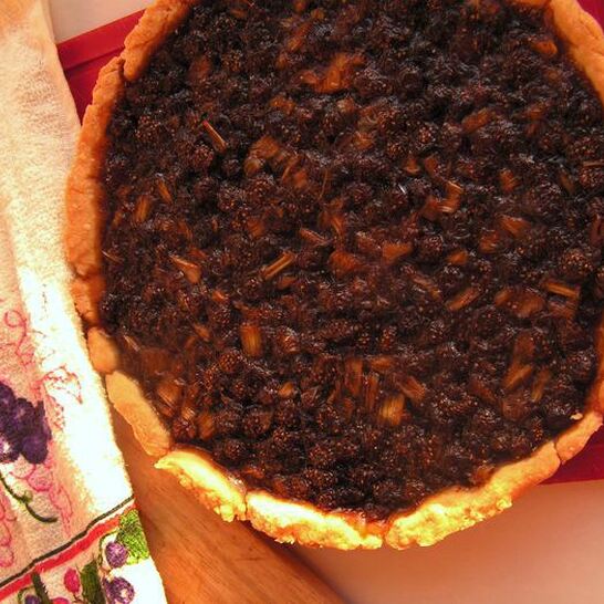 Рецепт тарт с ревенем и земляничным вареньем