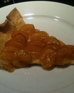 Тарт со сливами мирабель