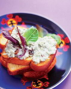 Тартинки с рокфором