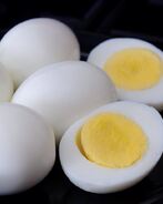 Вареные яйца на пару