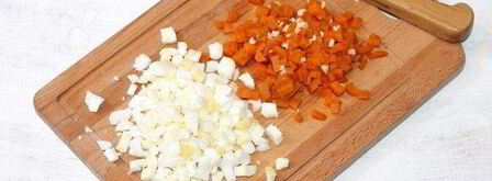 волованы с салатом из крабовых палочек. Шаг 6