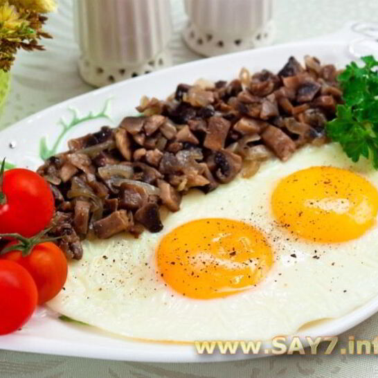 Рецепт яичница с грибами