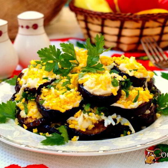 Рецепт закуска из баклажанов с яйцом