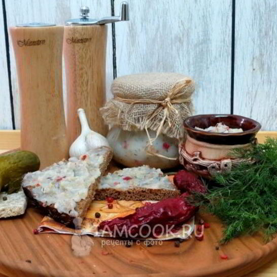 Рецепт закуска из сала с чесноком